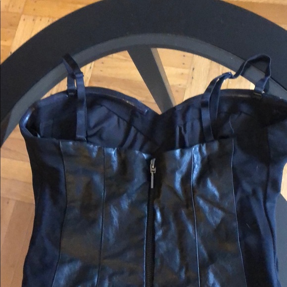 bebe - Picture 6 of 7